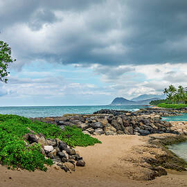 Ko' Olina on the Island of Oahu, Hawaii by Harry Beugelink