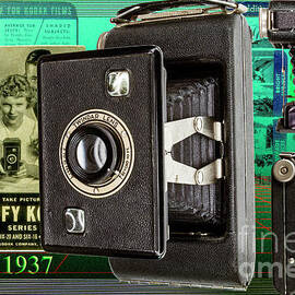 Kodak Jiffy Six-20 Series Ii by Anthony Ellis
