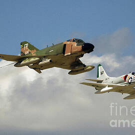 Legendary Cold War Fighters by Antonios Valamontes