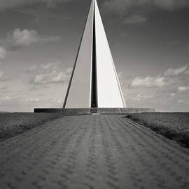 Light Pyramid by Dave Bowman