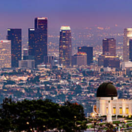 Los Angeles Dusk by Radek Hofman