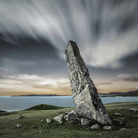 MacLeod's Stone by Dave Bowman