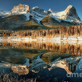 Majestic Mountain Reflection by Thomas Nay