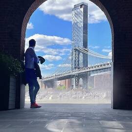 Manhattan Bridge by Mioara Andritoiu