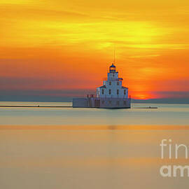 Manitowoc Lighthouse at Sunrise by Randy Kostichka