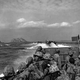 Marines Approaching Iwo Jima - WW2 - 1945 by War Is Hell Store