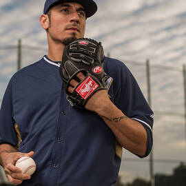 Matt Garza by Rob Tringali
