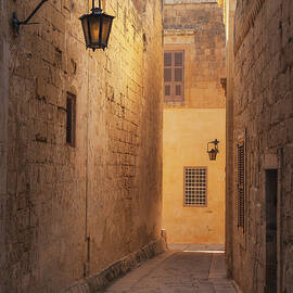 Mdina Alleyway by Dave Bowman