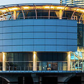 Milwaukee Discovery World Museum Panorama Photo by Paul Velgos