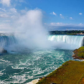Niagara Falls Cliffs Canada by Michael Rucker