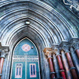 No trespassing  by Philly Photos