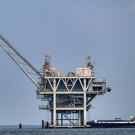 Offshore Rig by Paul Freidlund