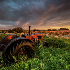 Old Tractor by Lars Olsson