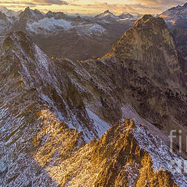 Over the North Cascades Early Winters Spires to Golden Horn  by Mike Reid