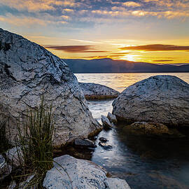 Pikes Point Sunset by Mike Lee