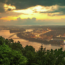 Pittsburgh Sunset Over Ohio River by Gregory Ballos
