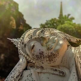 Reclining Buddha, Wat Yai Chai Mongkol, Ayutthaya, Thailand, 23, 11-2022 by Vlad Meytin