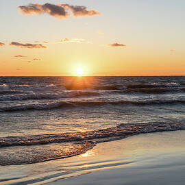 Resplendent Sunset with Waves - Lorraine Bay on Lake Erie North Shore by Georgia Mizuleva
