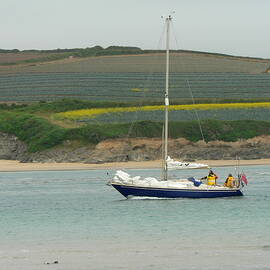 Sailing A Deep Channel At Low Tide D by Lynne Iddon