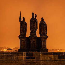 Saint Charles Bridge, Silouette by Robert Niemeier