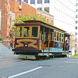 San Francisco cable car