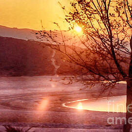 Sundown in Silverwood Lake by Ann Pride