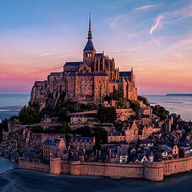Sunrise at Mont Saint Michel by Dee Potter