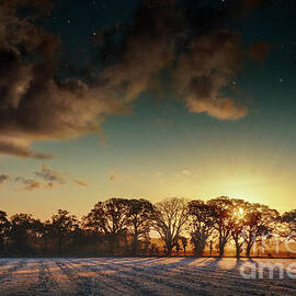 Sunrise over frosty fields in Norfolk by Simon Bratt