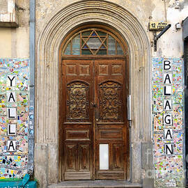 Synagouge Door by Noa Yerushalmi