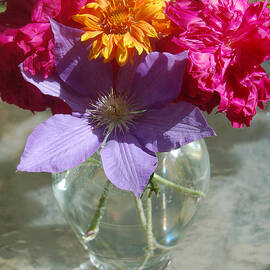 Teresas Flowers by Suzanne Gaff