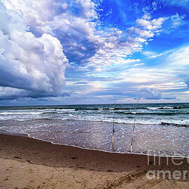 The Hatteras Island Seashore by Broken Soldier