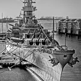 USS Wisconsin Norfolk VA BW by Susan Candelario