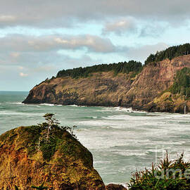 Viewpoint - Short Beach And Cape Meares by Beautiful Oregon