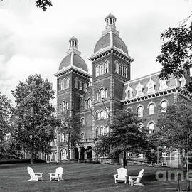 Washington and Jefferson College Old Main by University Icons