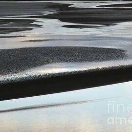 Water and sand, Dwyryd estuary by Paul Boizot