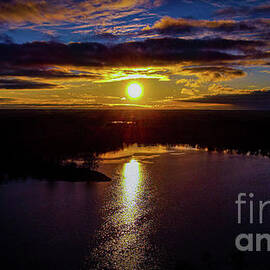 Winter Sunset over Lily Lake by Dan Dunn