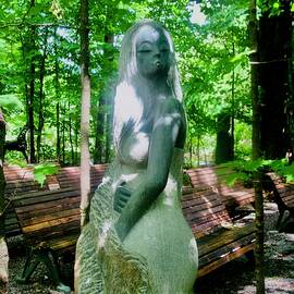 Zairean Statue #2 by Stephanie Moore
