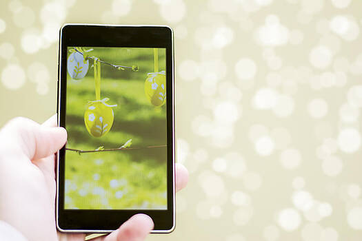 Newnow Photography By Vera Cepic - Easter phone greetings Newnow Photography By Vera Cepic - Easter phone greetings