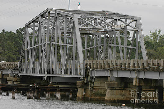 Dale Powell - Highway 41 Bridge Dale Powell - Highway 41 Bridge