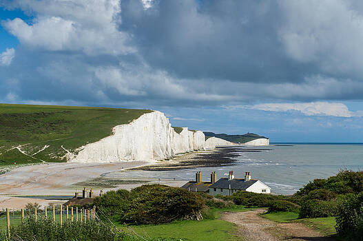 Gary Eason - Seven Sisters cliffs and coastguard cottages Gary Eason - Seven Sisters cliffs and coastguard cottages