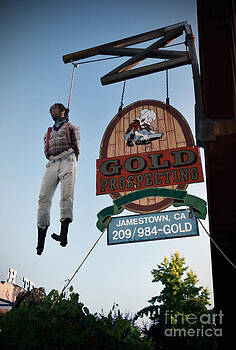 RicardMN Photography - A hanged man in Jamestown RicardMN Photography - A hanged man in Jamestown