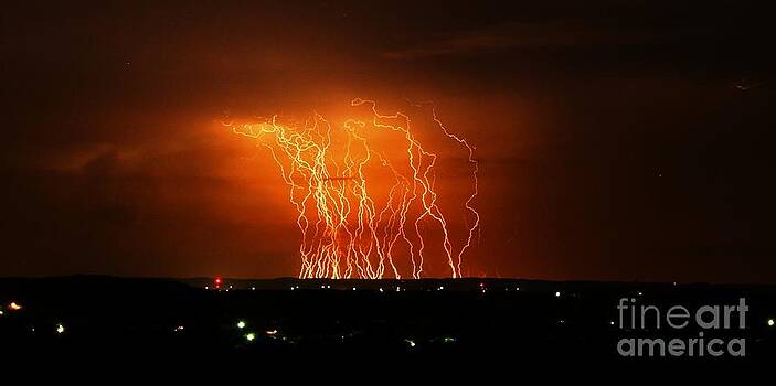 Michael Tidwell - Amazing Lightning Cluster Michael Tidwell - Amazing Lightning Cluster