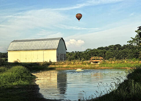 Lara Ellis - Balloons And Barns Lara Ellis - Balloons And Barns