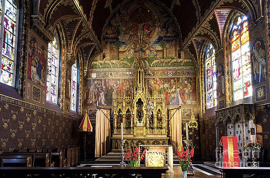 Pravine Chester - Basilica of the Holy Blood Pravine Chester - Basilica of the Holy Blood