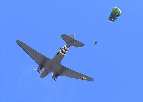 John King - C47 Paratrooper Drop at Salinas Airshow John King - C47 Paratrooper Drop at Salinas Airshow