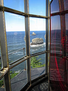 Daniel Hagerman - CAPE MEARES LIGHTHOUSE 2 - OREGON Daniel Hagerman - CAPE MEARES LIGHTHOUSE 2 - OREGON