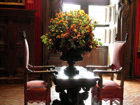 Randi Kuhne - Chateau de Chenonceau Flowers and Chairs Randi Kuhne - Chateau de Chenonceau Flowers and Chairs