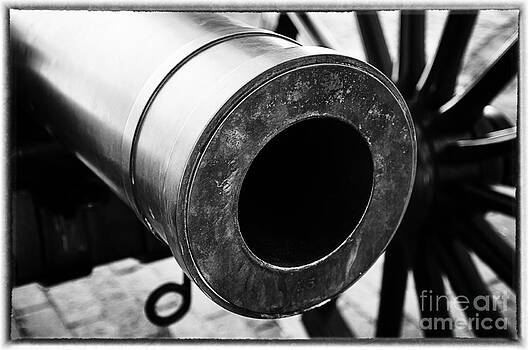 Danny Hooks - Civil War Era Cannon Danny Hooks - Civil War Era Cannon