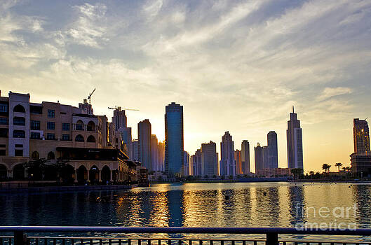Pravine Chester - Dubai Skyline Pravine Chester - Dubai Skyline