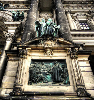 Alexander Drum - facade from Berlin Dome Alexander Drum - facade from Berlin Dome